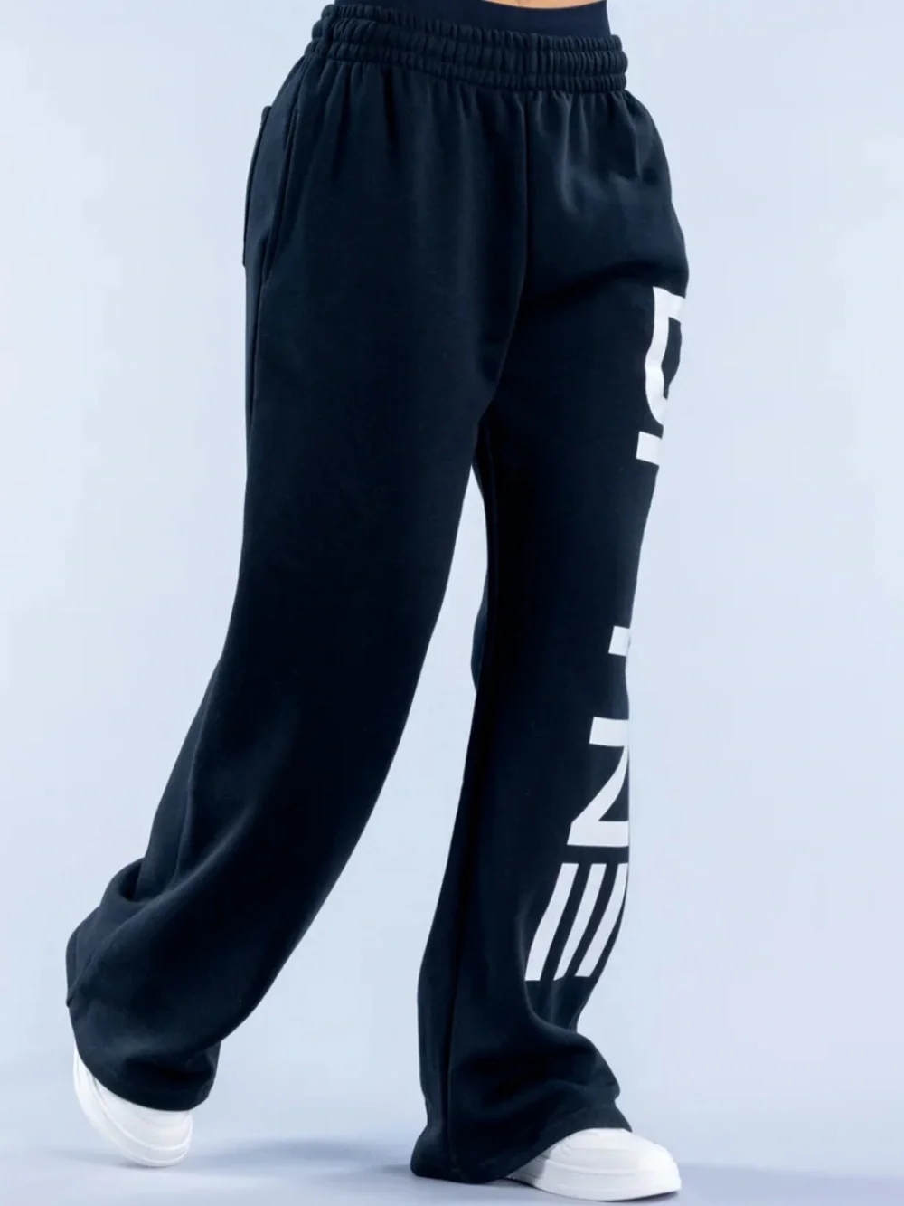 DFYNE black wide leg sweatpants size small - Picture 2 of 3